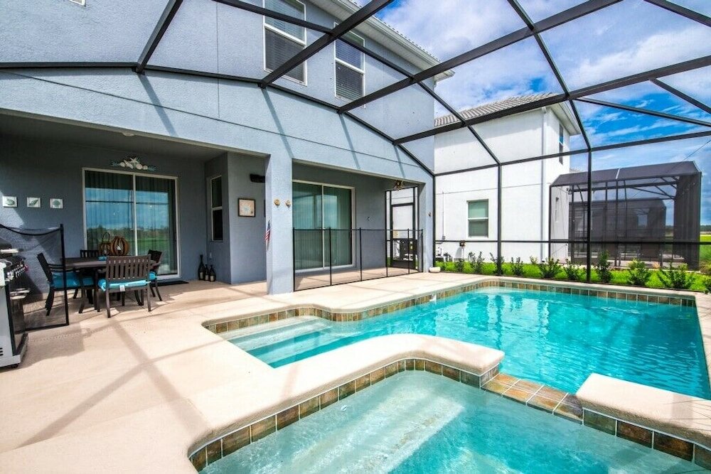 Фото 6 Bed 5 Ba Villa with Pool, SPA & Lake View