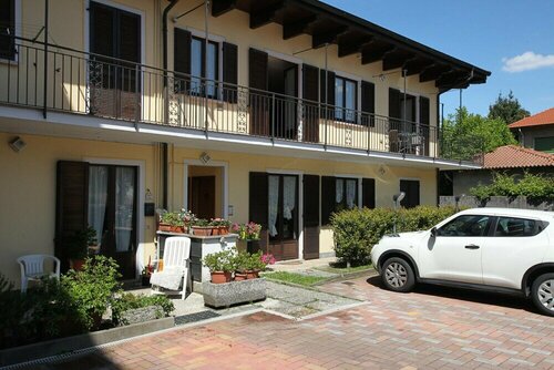 Апартаменты Petalo Bianco 100m from lake в Бавене
