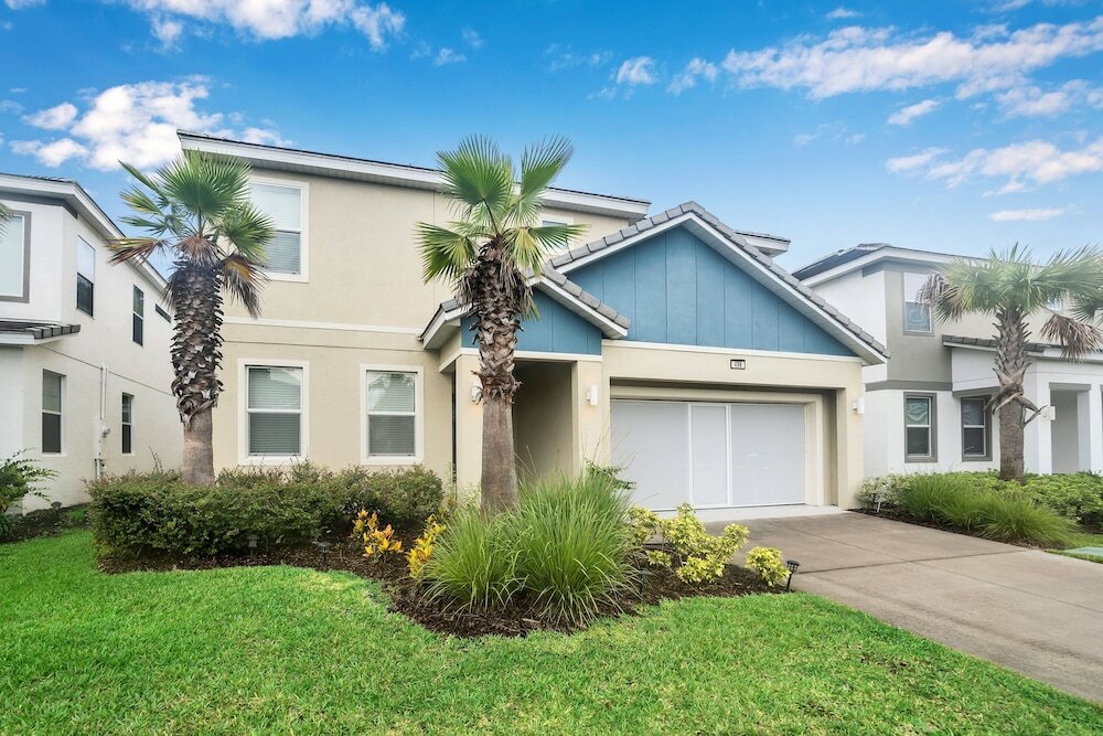 Фото 8 Bdrm 5 Bath Bella Vida Resort