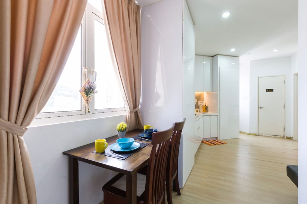 Фото 118 Residences by Living Comfort