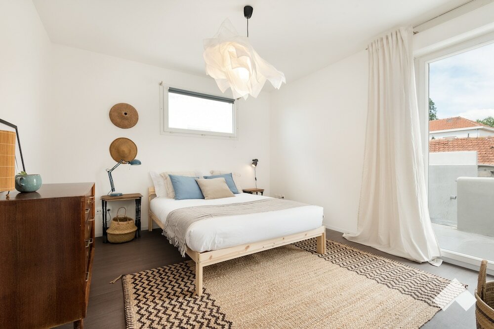 Фото Aguda1 · Aguda's Family House 4bd Parking Barbecue