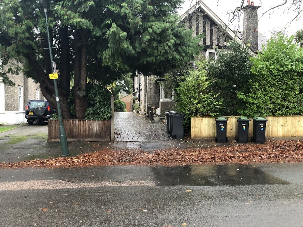 Фото Immaculate 4-bed Apartment in Bournemouth & SPA