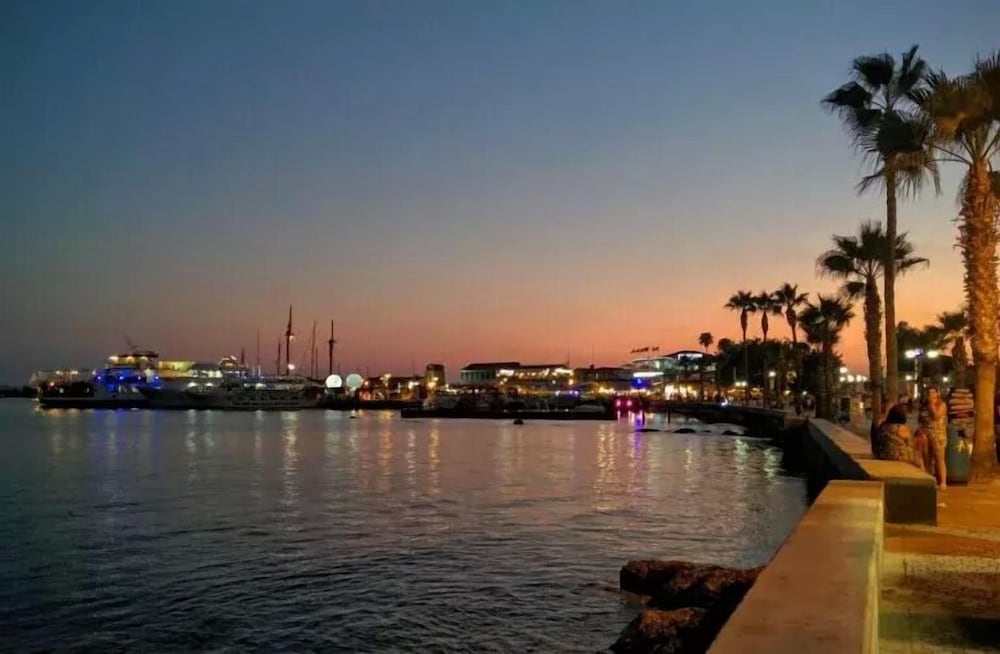 Фото Seashell Apartments