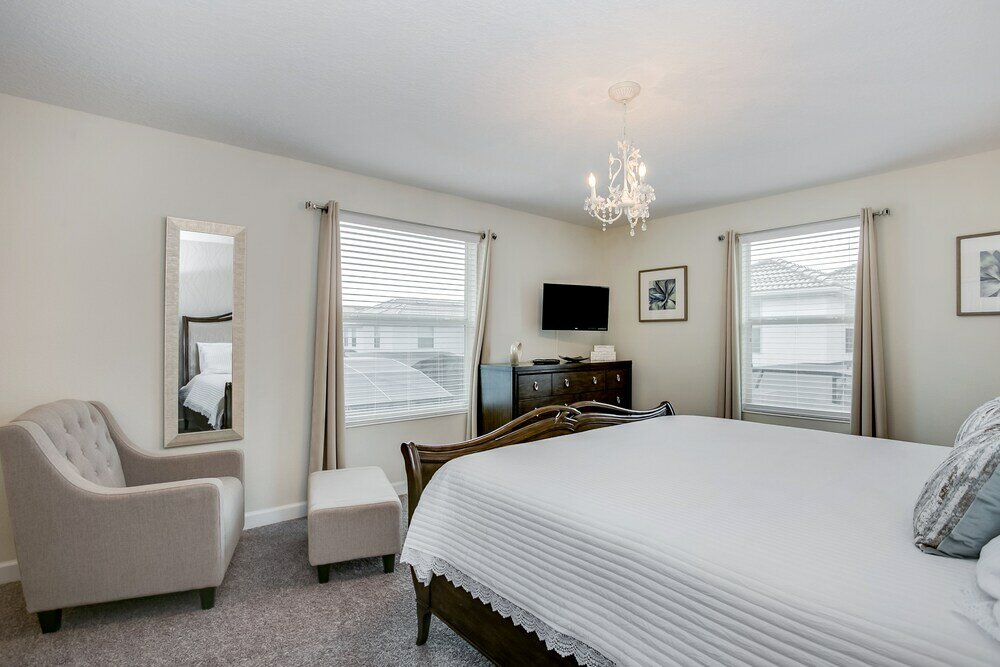 Фото 5 Bed 4 Ba Villa with Game Room, Pool & SPA