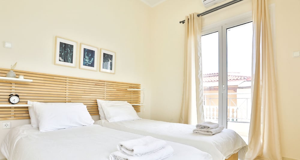 Фото Nautilus Apartments Airport by Airstay