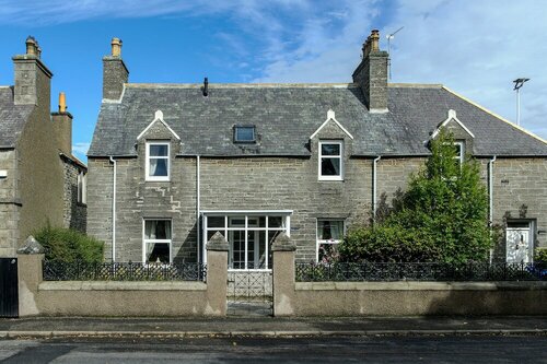 Гостиница Charming Townhouse On North Coast 500 Route, Wick в Уике