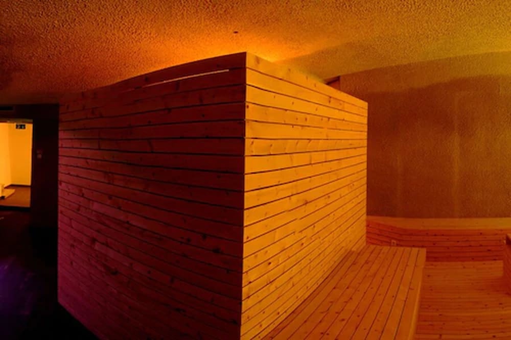 Фото Hotel Alpenhof