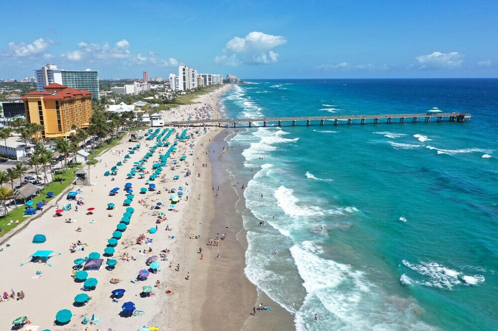 Фото Tropic Isle Beach Resort