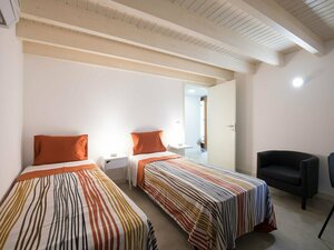 Charming Apartment in Arcozeloportugal Near Forest (Viseu, Tondela, Rua do Salgueirinho), hotel