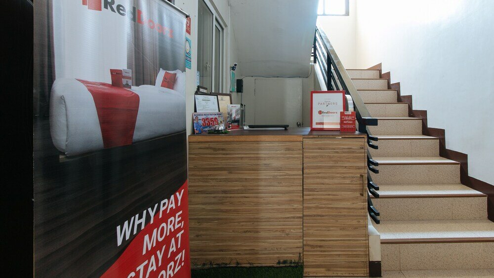 Фото RedDoorz @ Golite Washington - Hostel