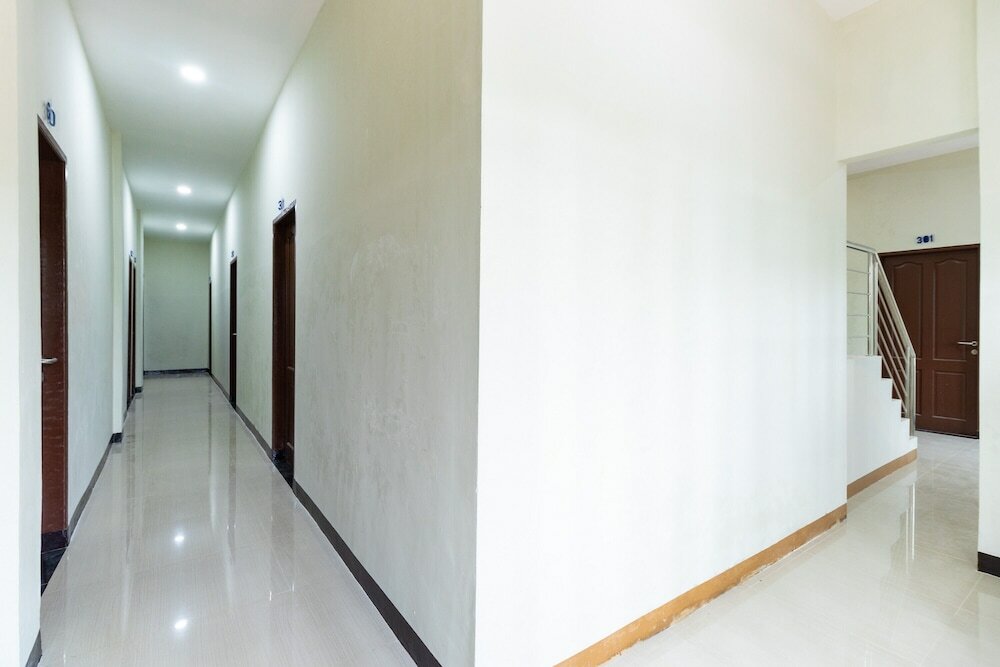 Фото RedDoorz near Medan Amplas