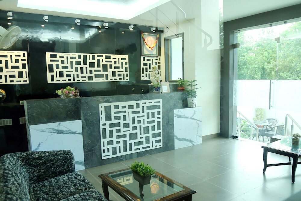 Фото Hotel Kanishk