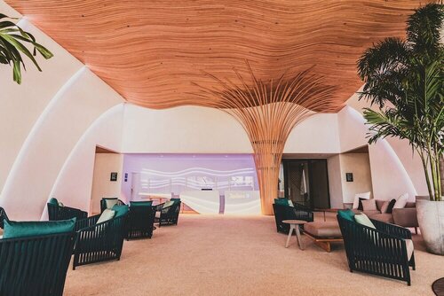 Гостиница Radisson Blu Aruba в Пальм Бич