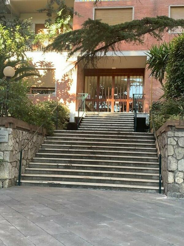 Гостиница Parco Tasso Guest House в Сорренто