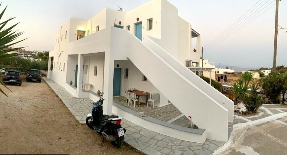 Фото Stavros Studios