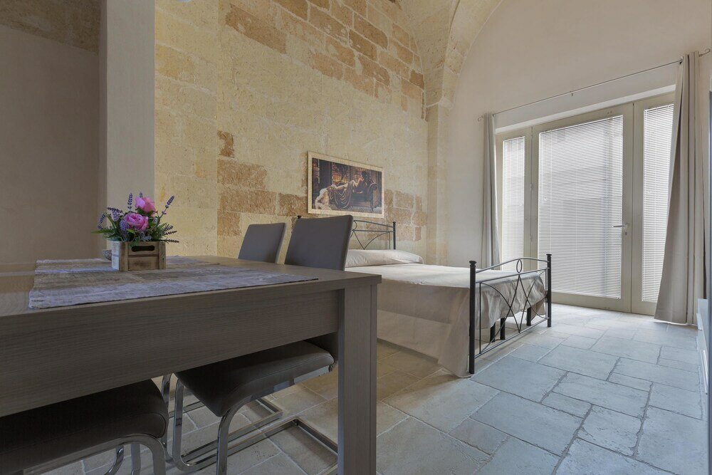 Фото San Pancrazio Suite Apartments