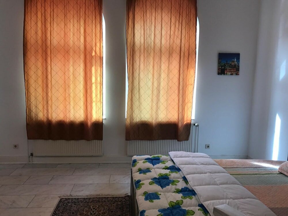 Фото A&s Ferienwohnungen Bonnerstraße 62