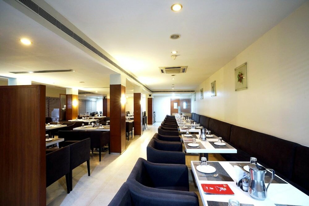 Фото Hotel Geetha Regency