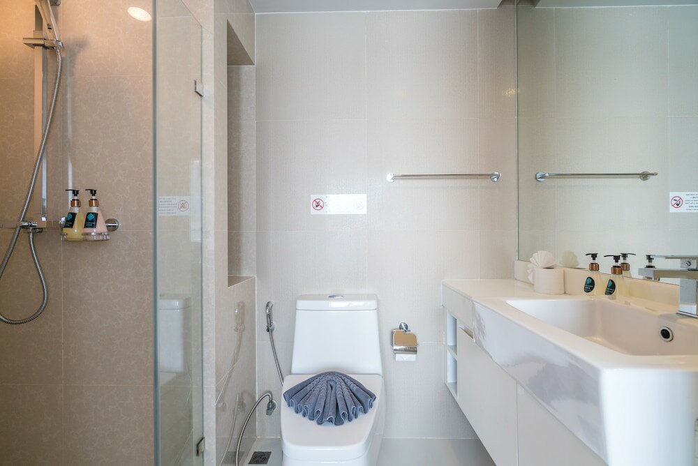 Фото Aristo Surin by Lofty