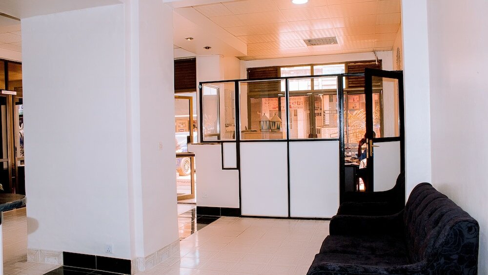 Фото Okapi Hotel