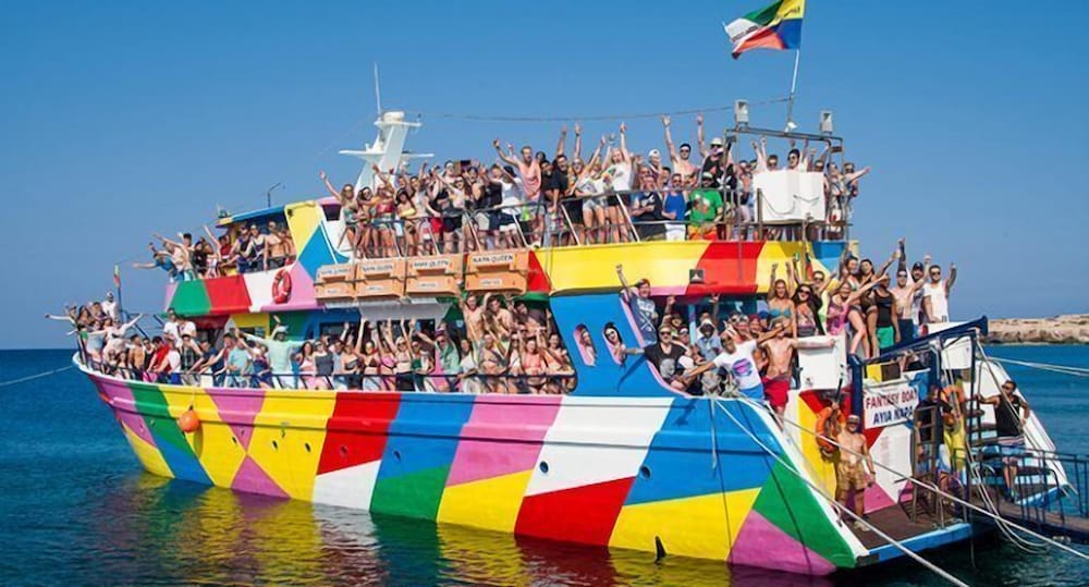 Фото Summer's Hotel Apartments