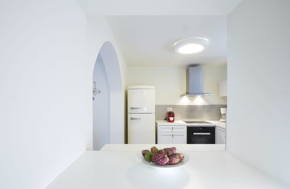 Фото Eolia Kamari Villa