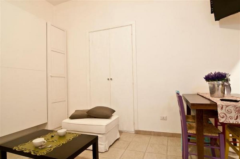 Фото Piazza Risorgimento Studio