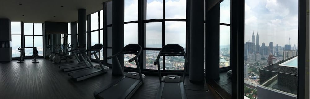 Фото Expressionz Professional Suites by Kl101