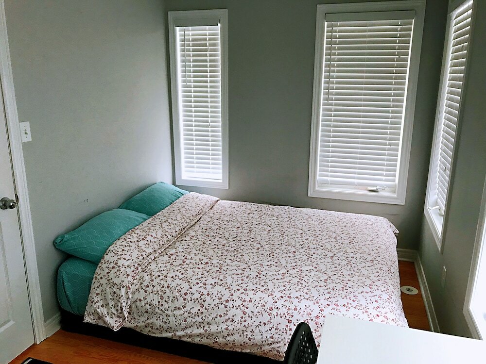 Фото Entire 3 Bedroom Townhouse in Markham