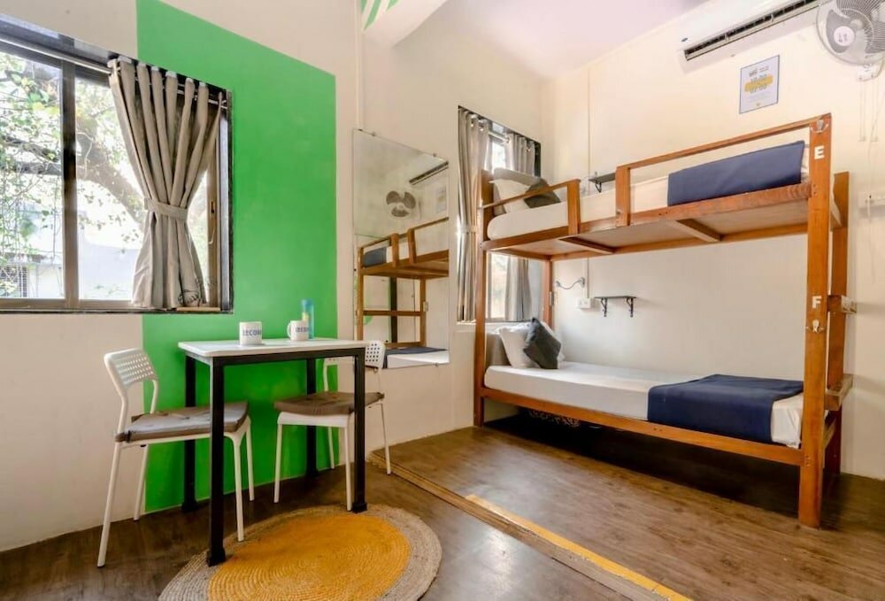Фото Locomo Hostel - Mumbai