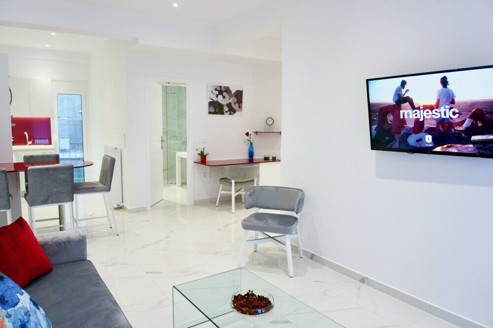 Фото Sophisticated Modern Apt in Athens