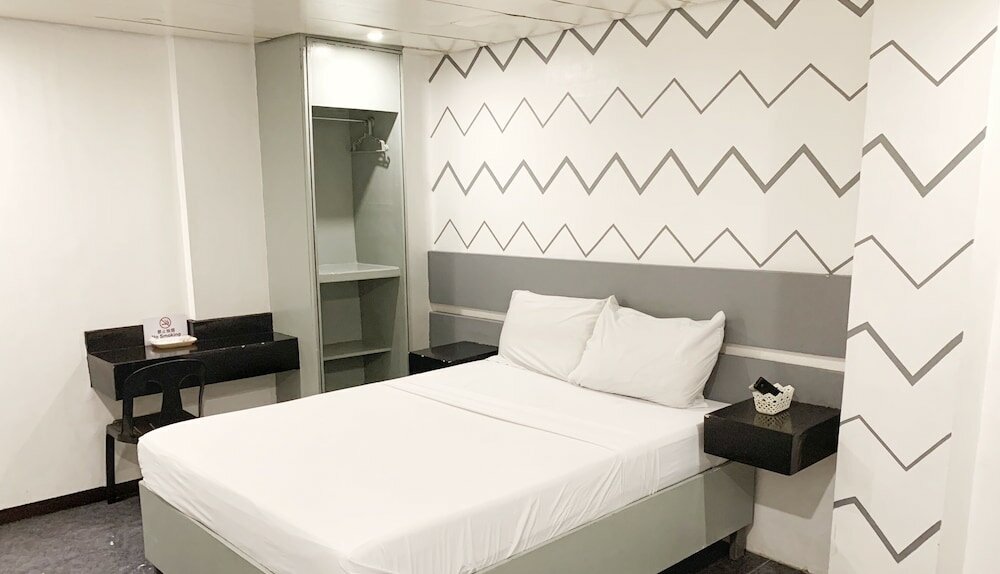 Фото Acme Inn Subic