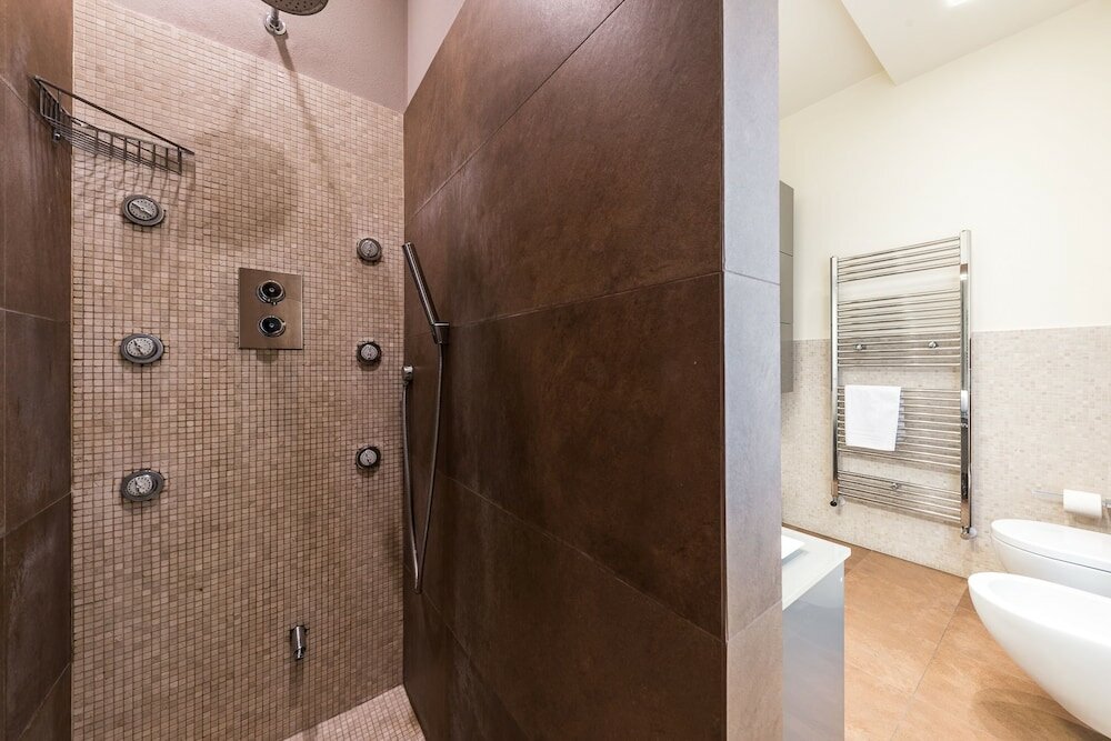 Фото Emilia Suite Life