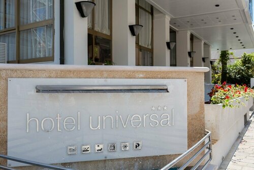 Гостиница Hotel Universal в Каттолике