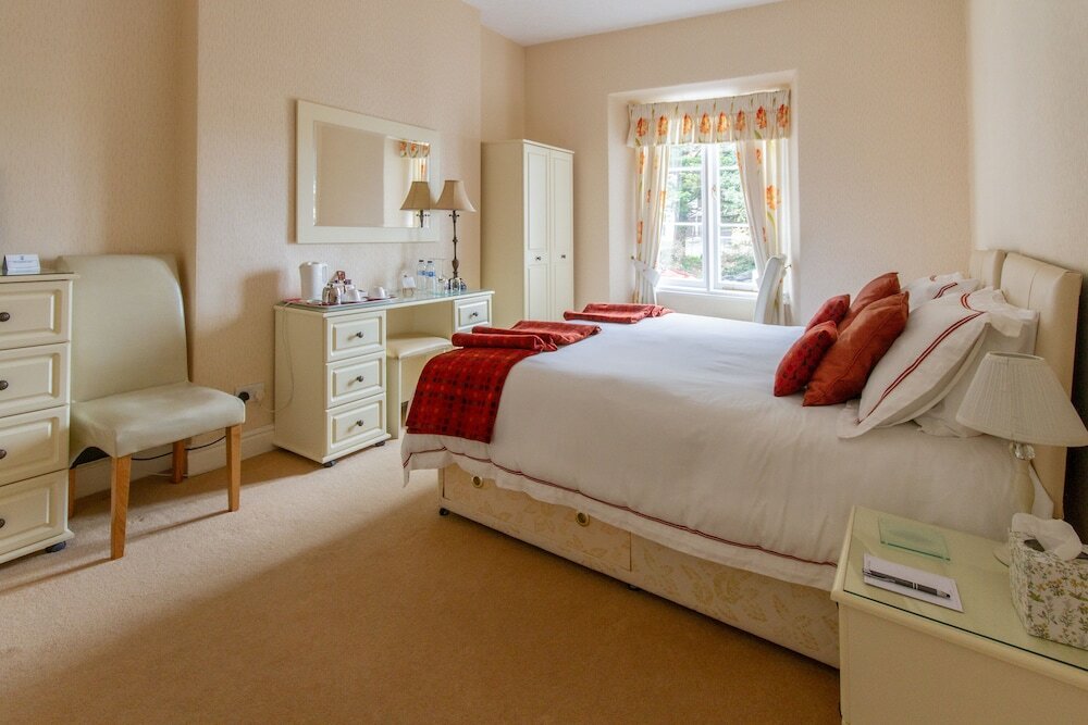 Фото Holcombe House