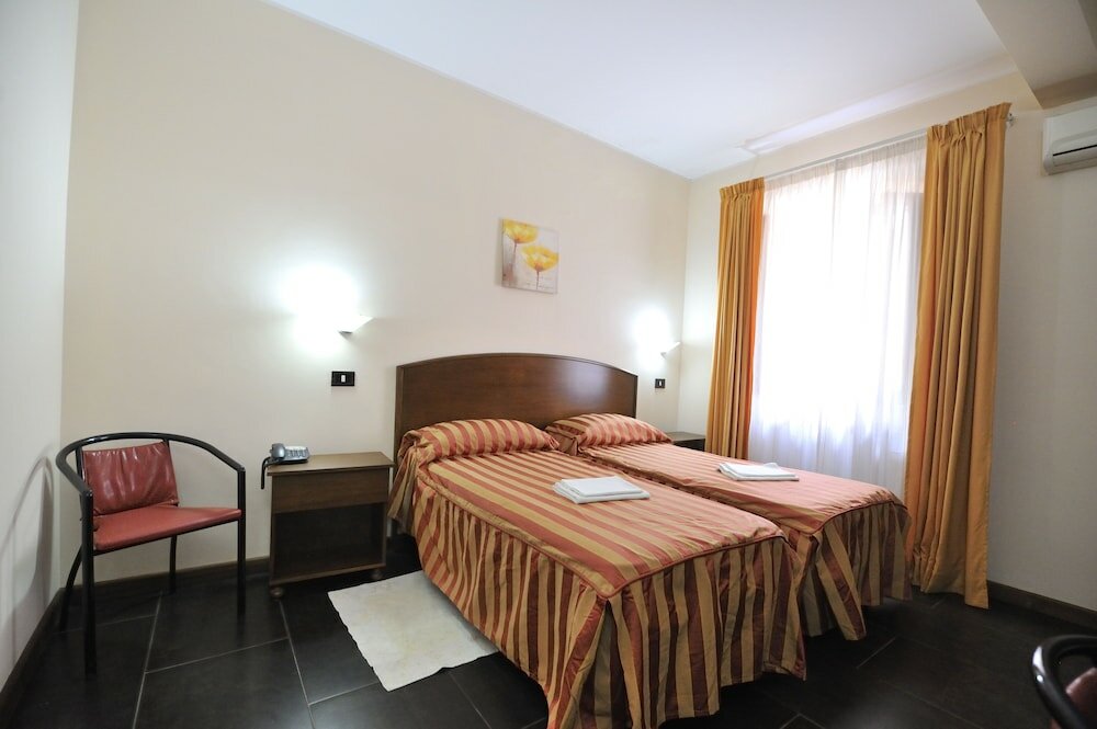 Фото Hotel Piccolo di Corduneanu Aurora