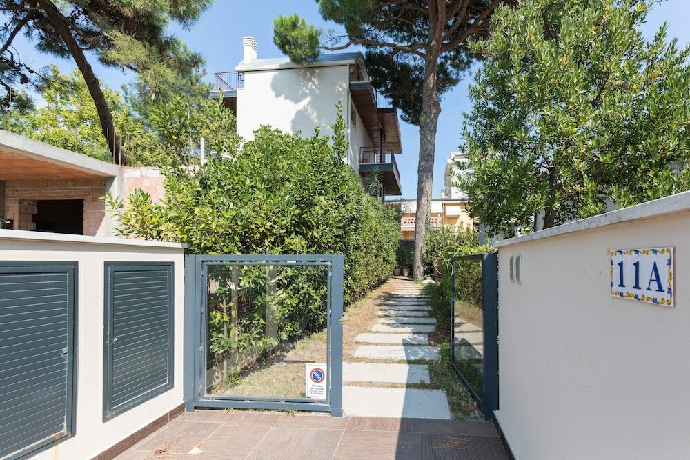 Фото Tasso Apartments