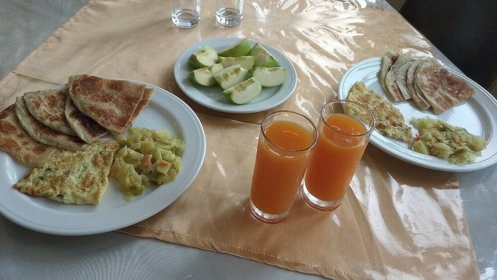 Фото Bottomhill Palace Hotel