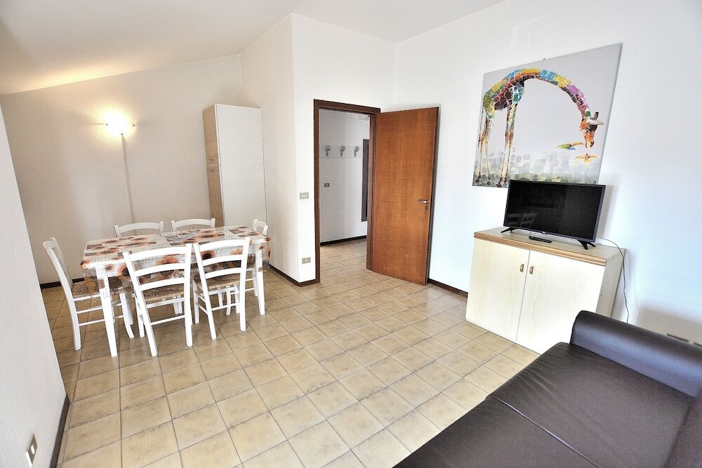 Фото Apartment Rosa Cinderella With Pool