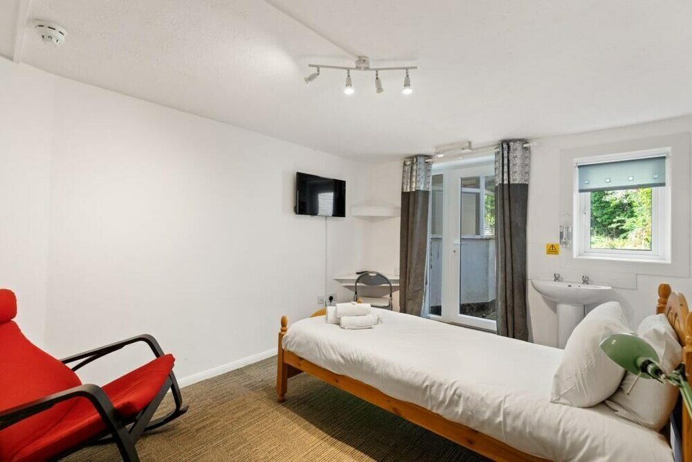 Фото Dover Town Rooms