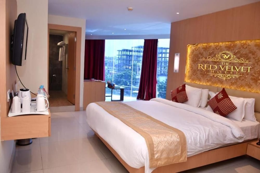 Фото The Red Velvet Hotel