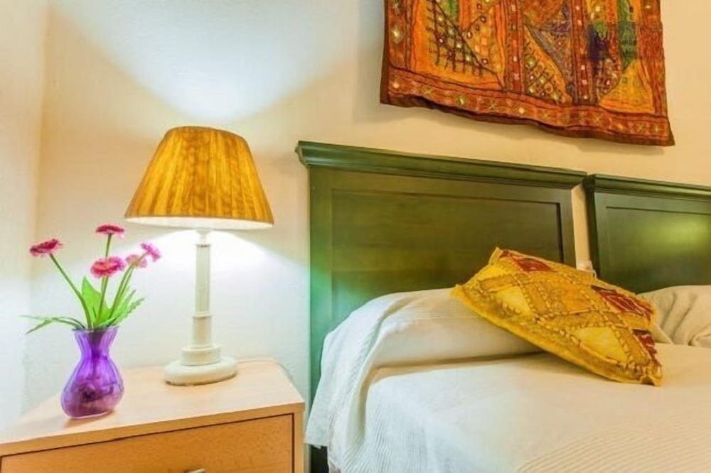 Фото Apartamentos El Patio Andaluz