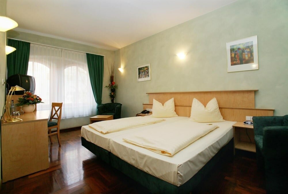 Фото отеля 3