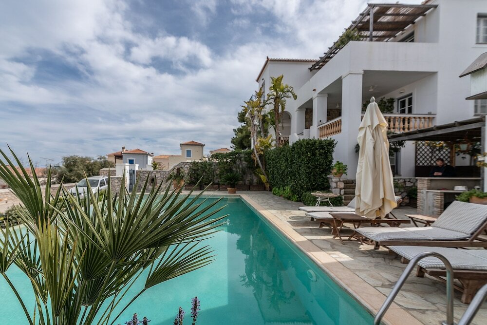 Фото Villa Sonali with Breathtaking Views