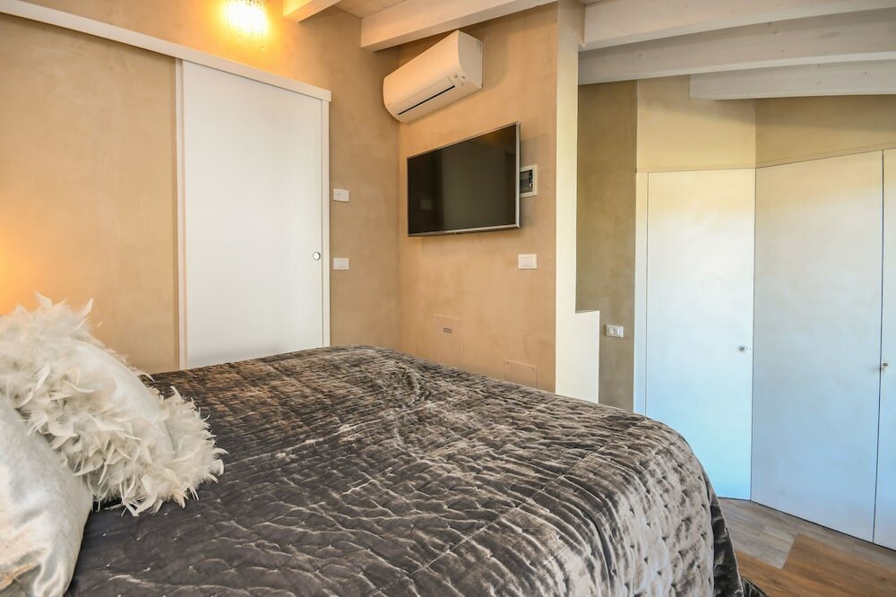 Фото Luxury Suite Sirmione