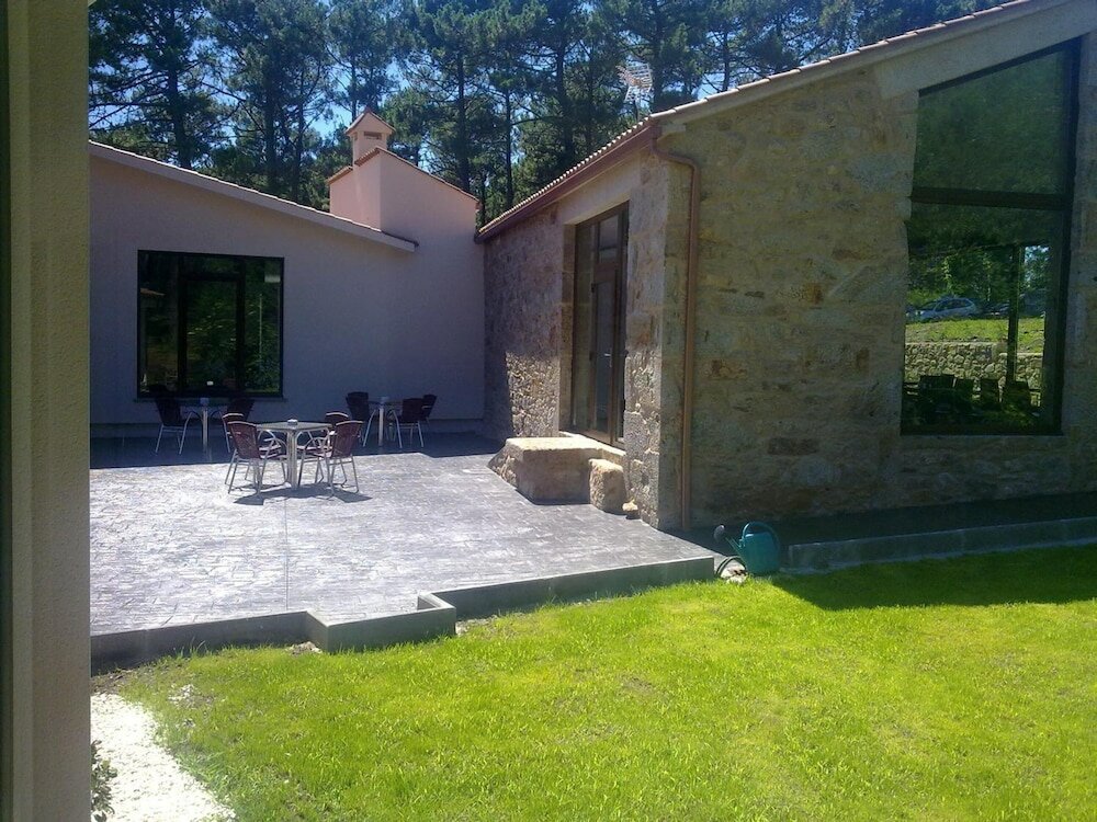 Фото Hotel Alén do mar