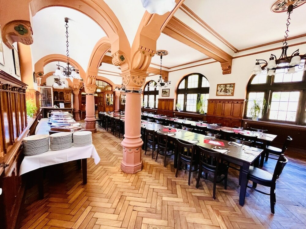 Фото Hotel Hoepfner Burghof