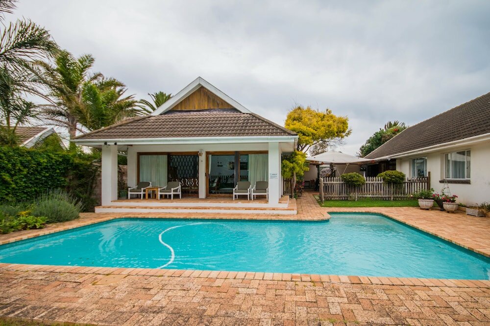 Фото Wilmot Cottages