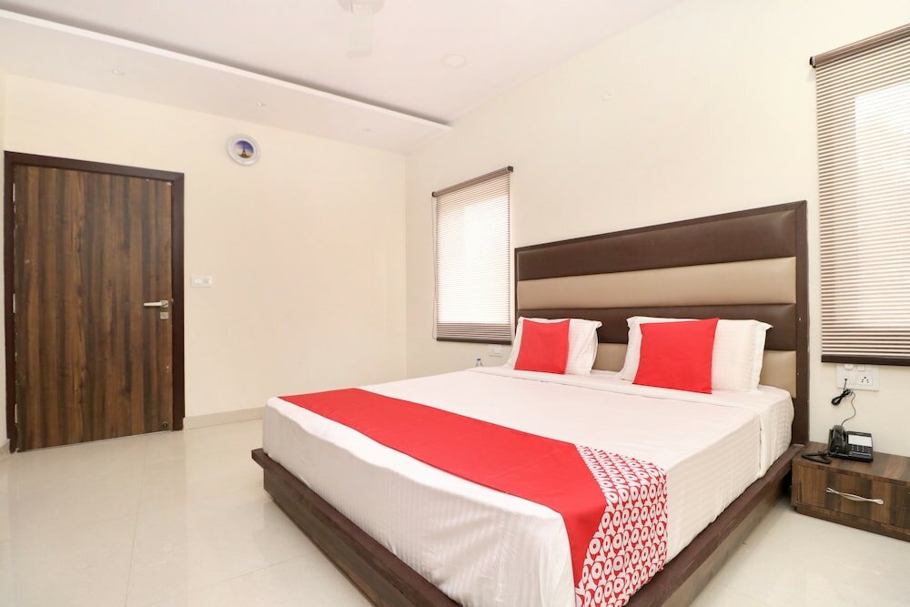 Фото Oyo 24071 Jasco Royal Inn