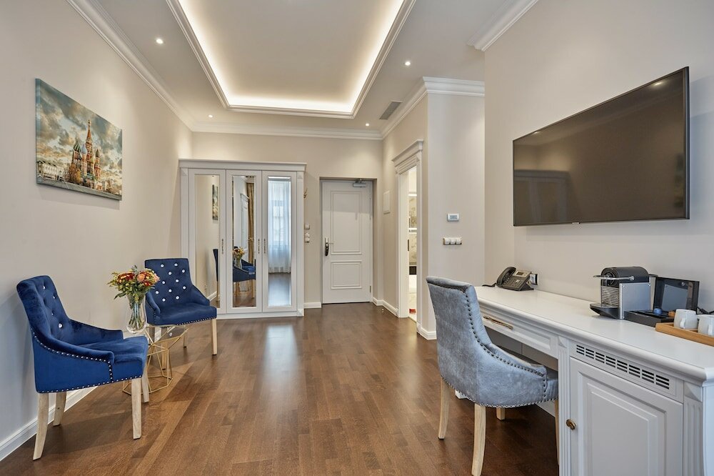 Фото Golden Key Boutique Hotel